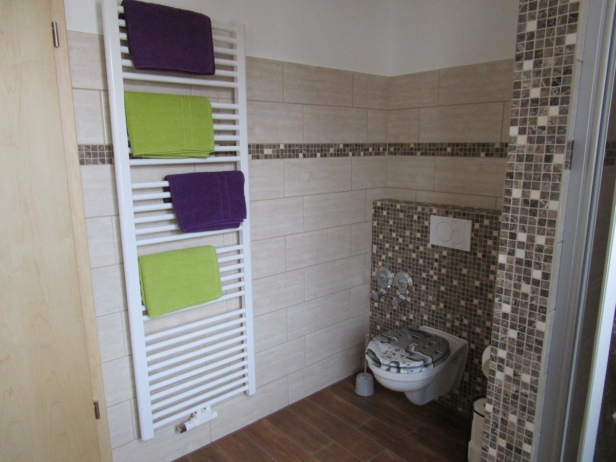 Obergessertshausen Ferienwohnung Rosa المظهر الخارجي الصورة