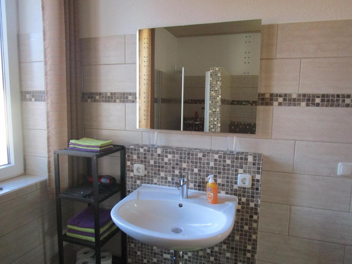 Obergessertshausen Ferienwohnung Rosa المظهر الخارجي الصورة